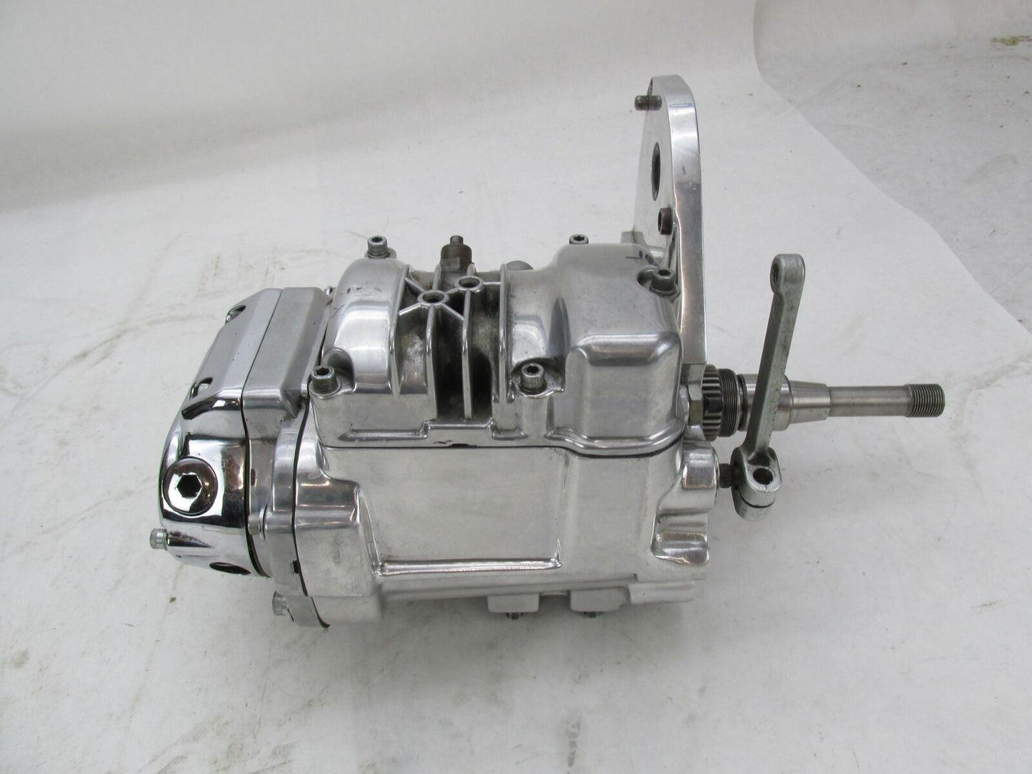 Harley Accessories Unlimited 6 Speed Polished Chrome Transmission D6560871