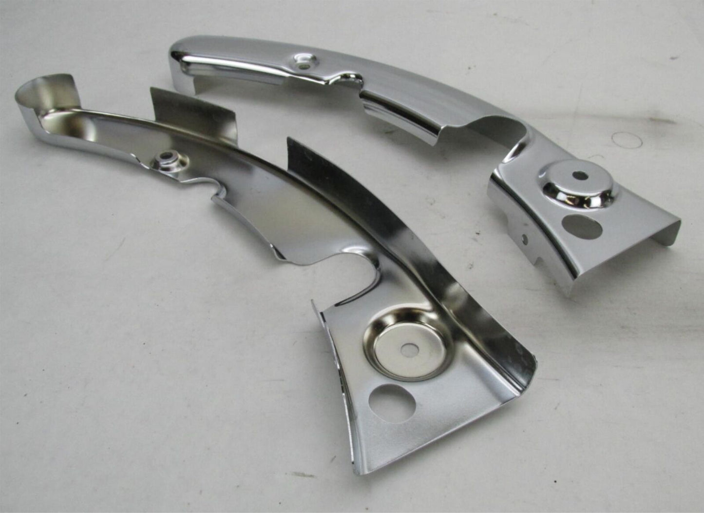 Pair of Harley Davidson 09-13 FLTCU Touring Chrome Fender Srtut Covers