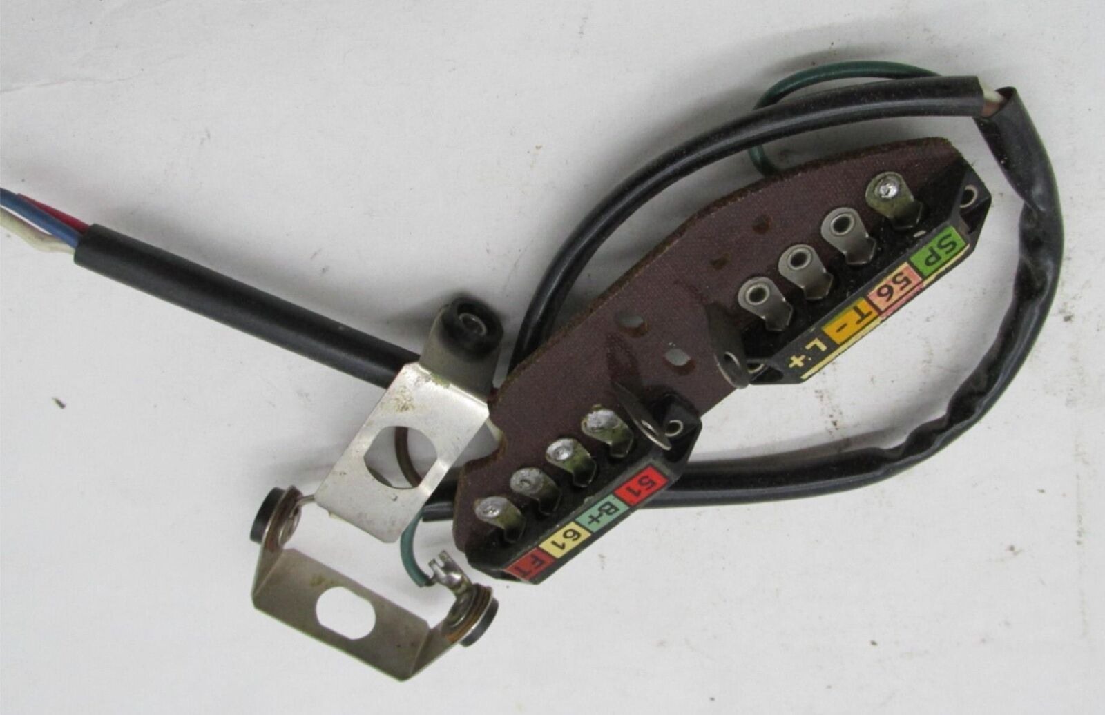 Harley NOS Aermacchi 64’ Sprint C H Headlamp Wiring Terminal Board 71559-64P