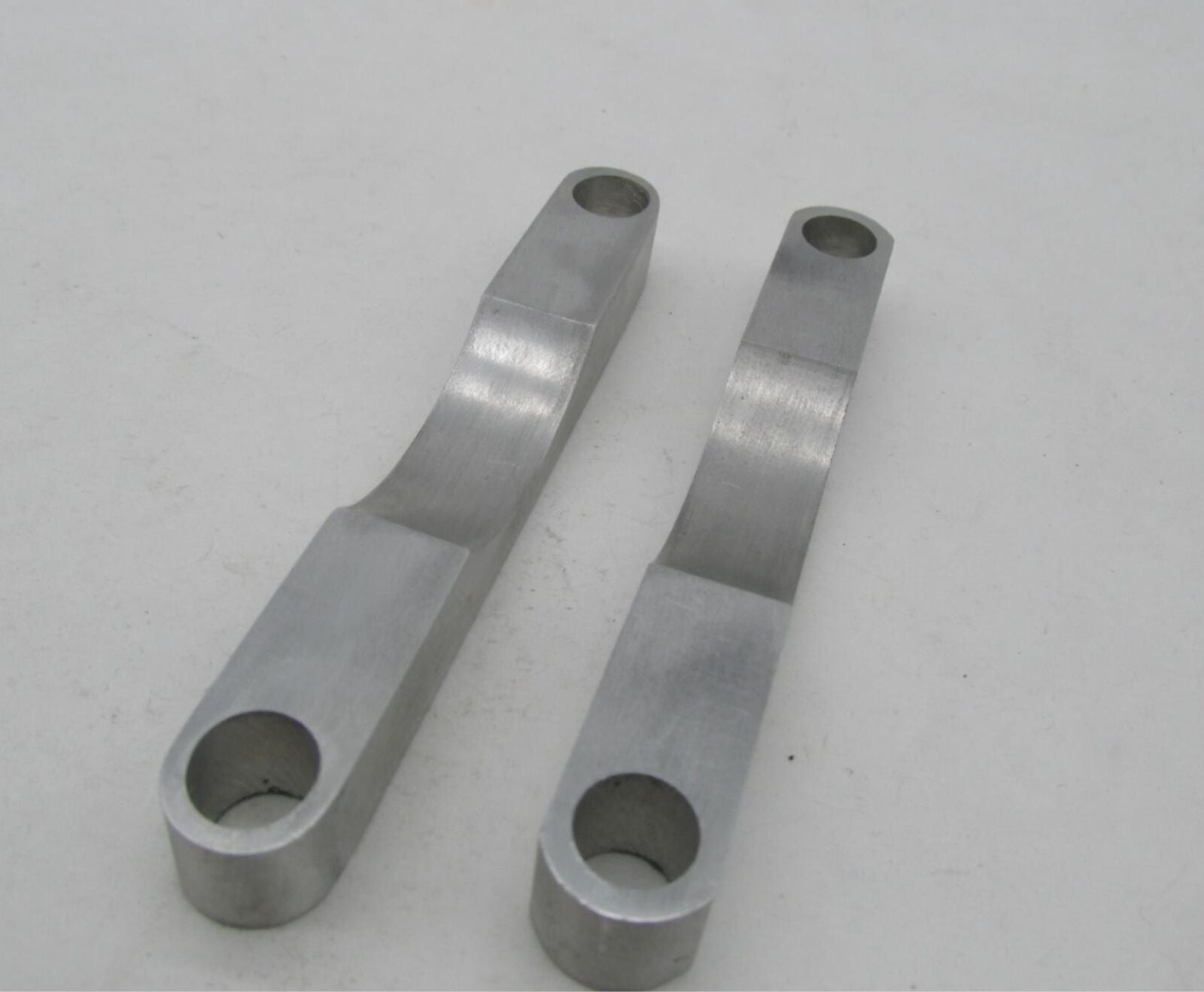 Kustomwerkz Suzuki VN900 Front Fender Mounting Spacers 111707