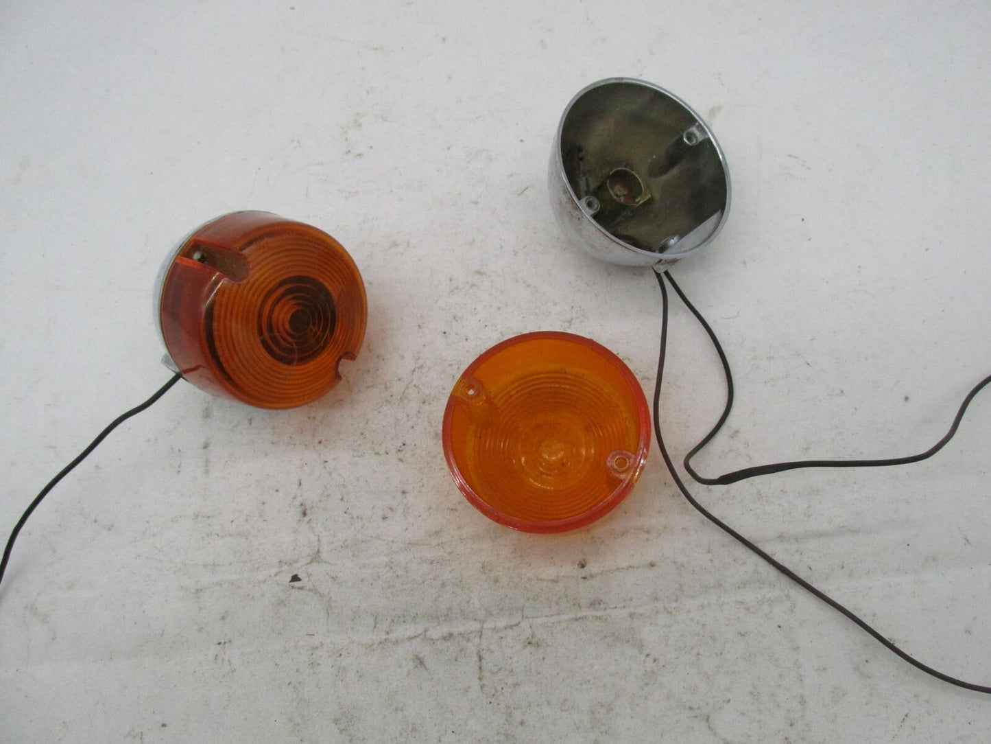 Pair of Harley Davidson Genuine Touring Turn Signal Assemblies w/ Amber Lenses
