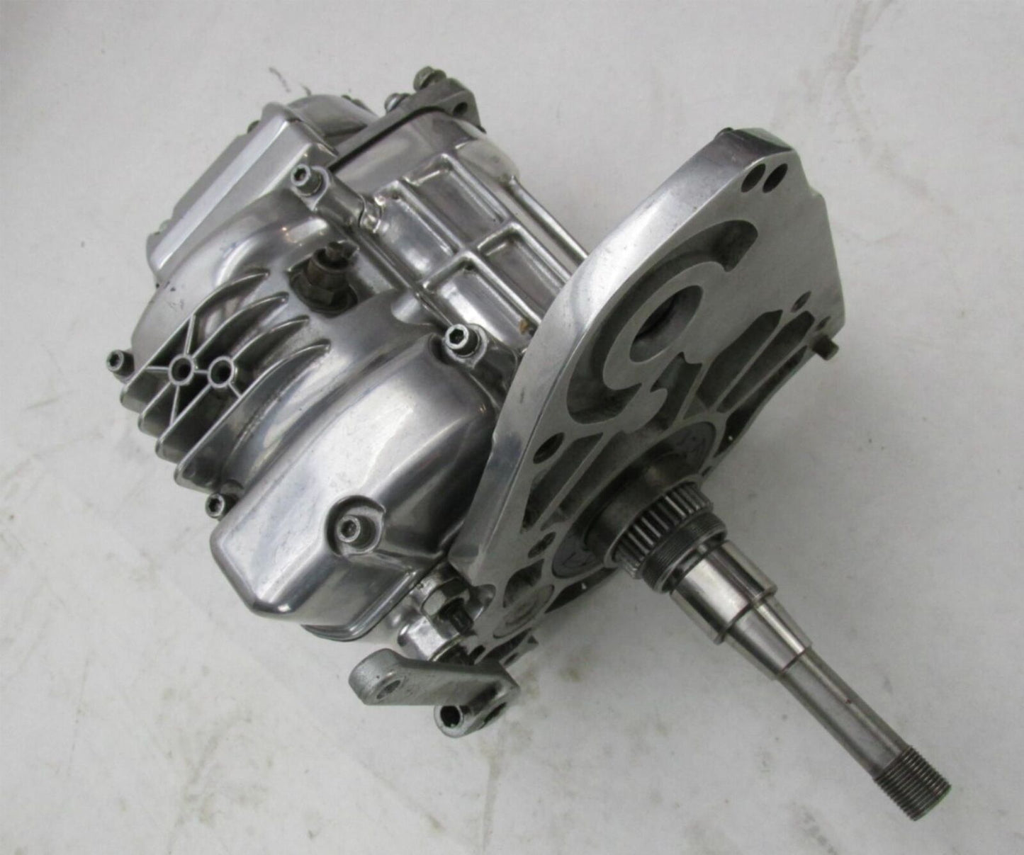 Harley Accessories Unlimited 6 Speed Polished Chrome Transmission D6560871