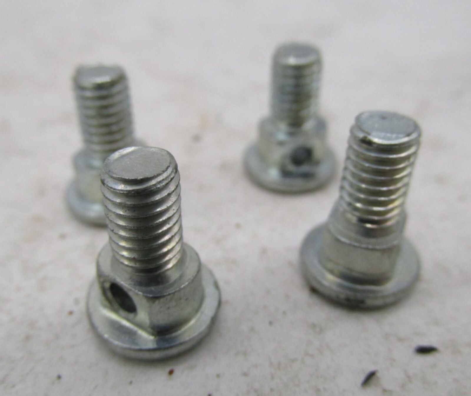 Lot of 4 Harley-Davidson Aermacchi NOS Brake Cable Anchor Screws 42276-72P
