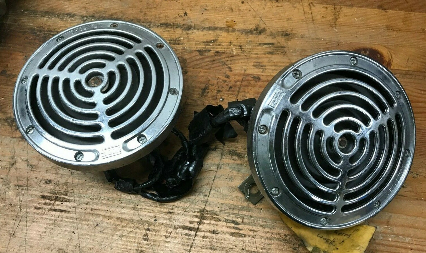Lot of (2) ROOTS MEGASONIC HIGH TONE 395 HZ 12V HORN +LOW TONE 315 HZ