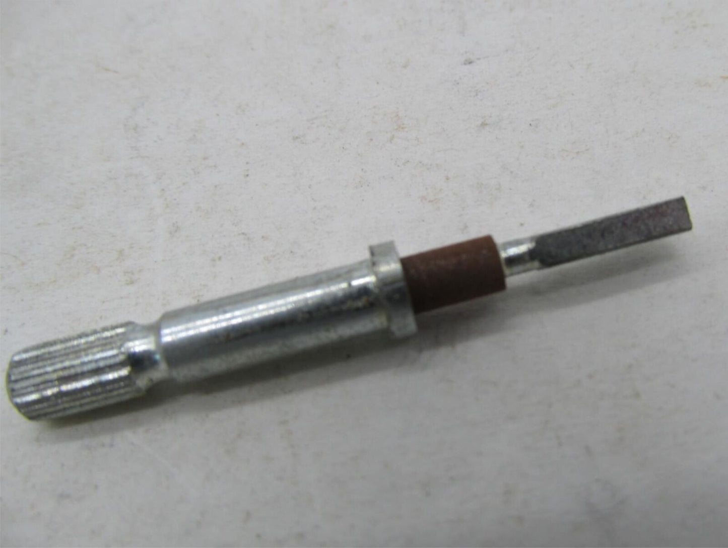Harley-Davidson Genuine NOS XLH 67-68 Speedo Speedometer Reset Shaft 67215-67