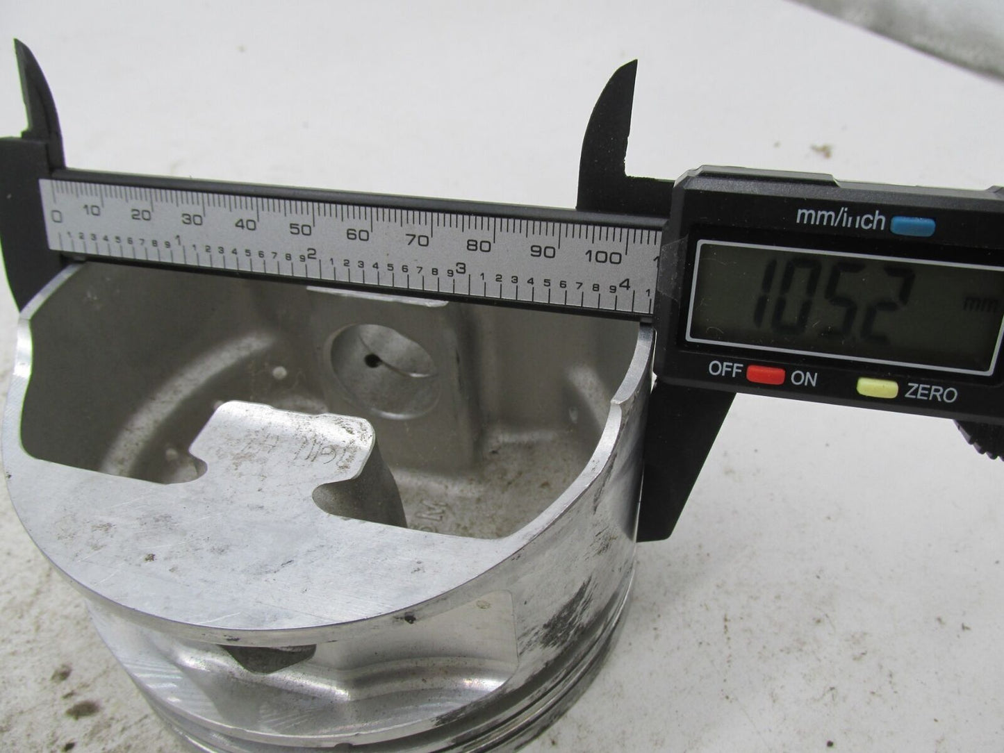 Pair of Harley Davidson Ross NOS High Performance Over Sized 105MM Pistons