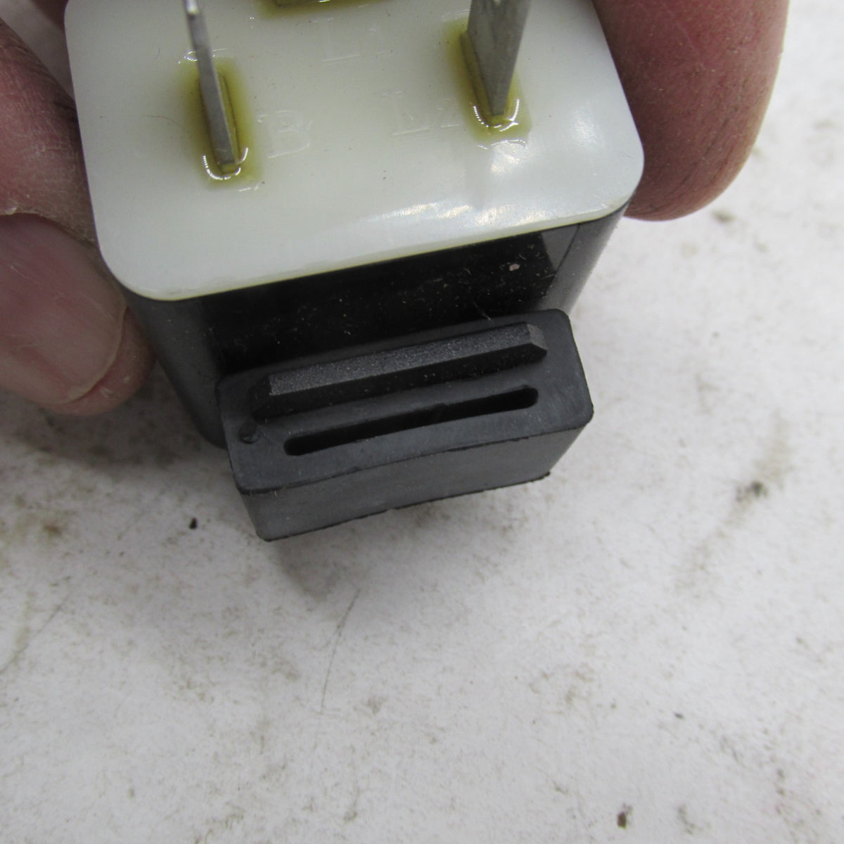 Harley Davidson Police Turn Signal Hazard Flasher Relay 12.8VDC LI FR-