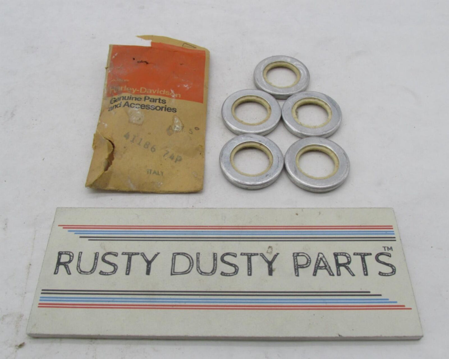 Lot of 5 Harley-Davidson Genuine NOS Aermacchi Rear Wheel Hub Seals 41186-74P