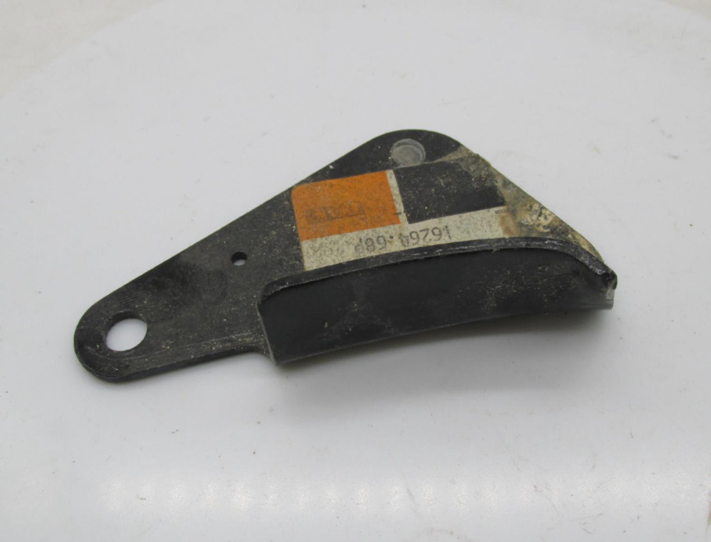 Harley Davidson Genuine NOS Black Upper Left Engine Mounting Plate 16264-68P