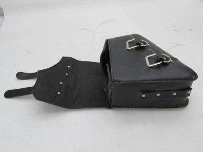 Pair of Synthetic Leather Universal Motorcycle Saddlebags Harley Honda Yamaha