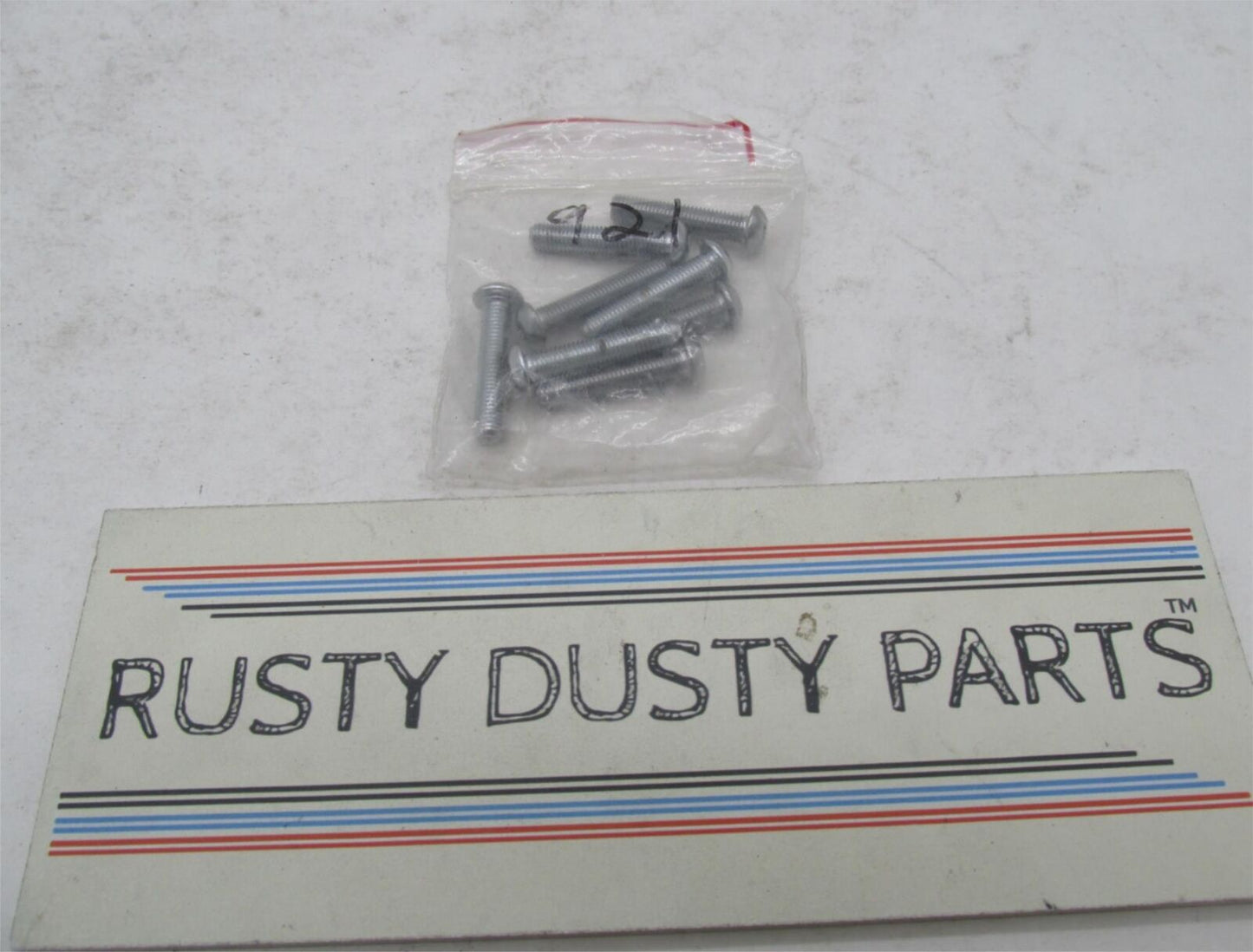Lot of 8 Harley-Davidson Genuine NOS Screws 921