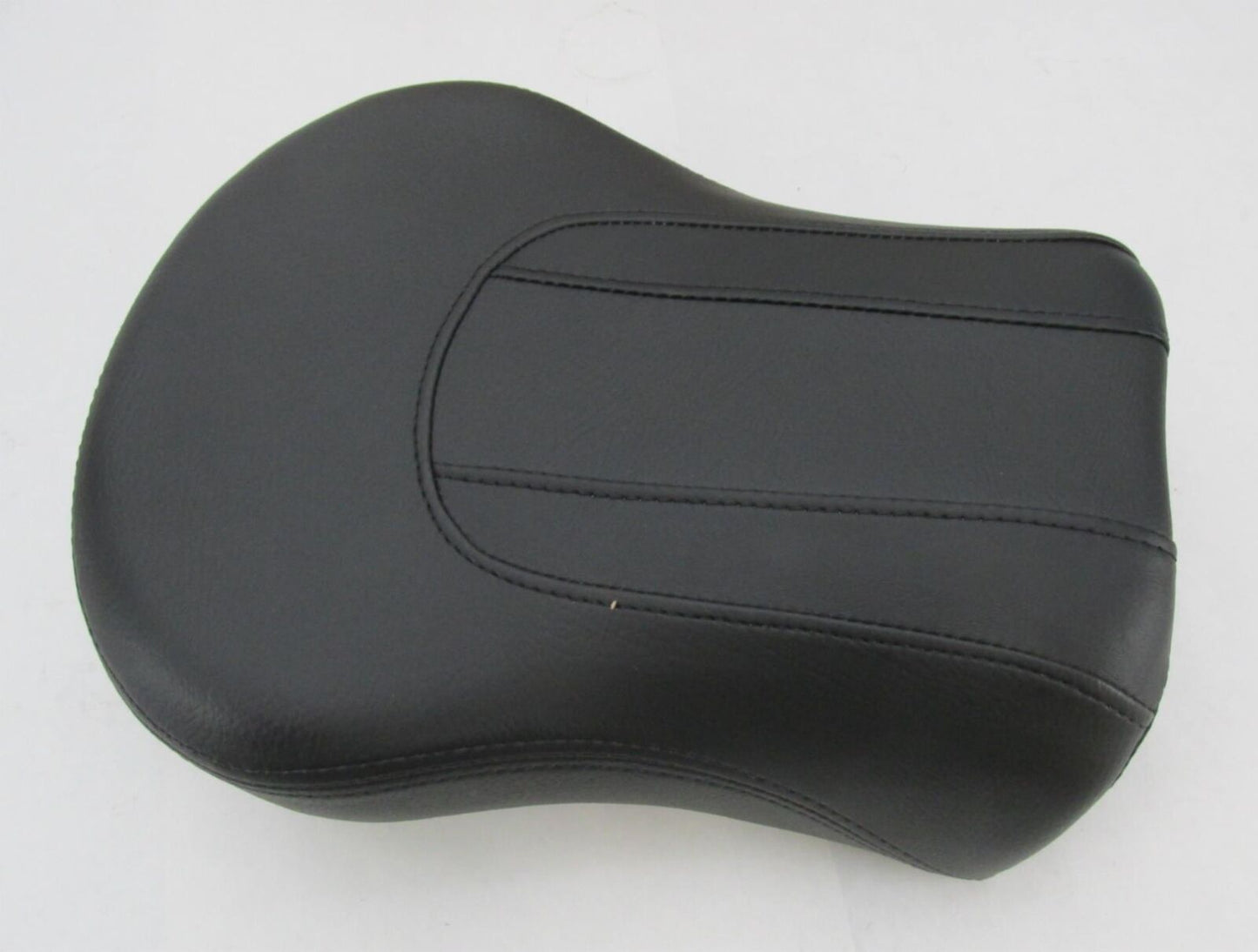 Harley-Davidson Genuine NOS Sundowner Black Passenger Seat FLHC FLHCS 52400168