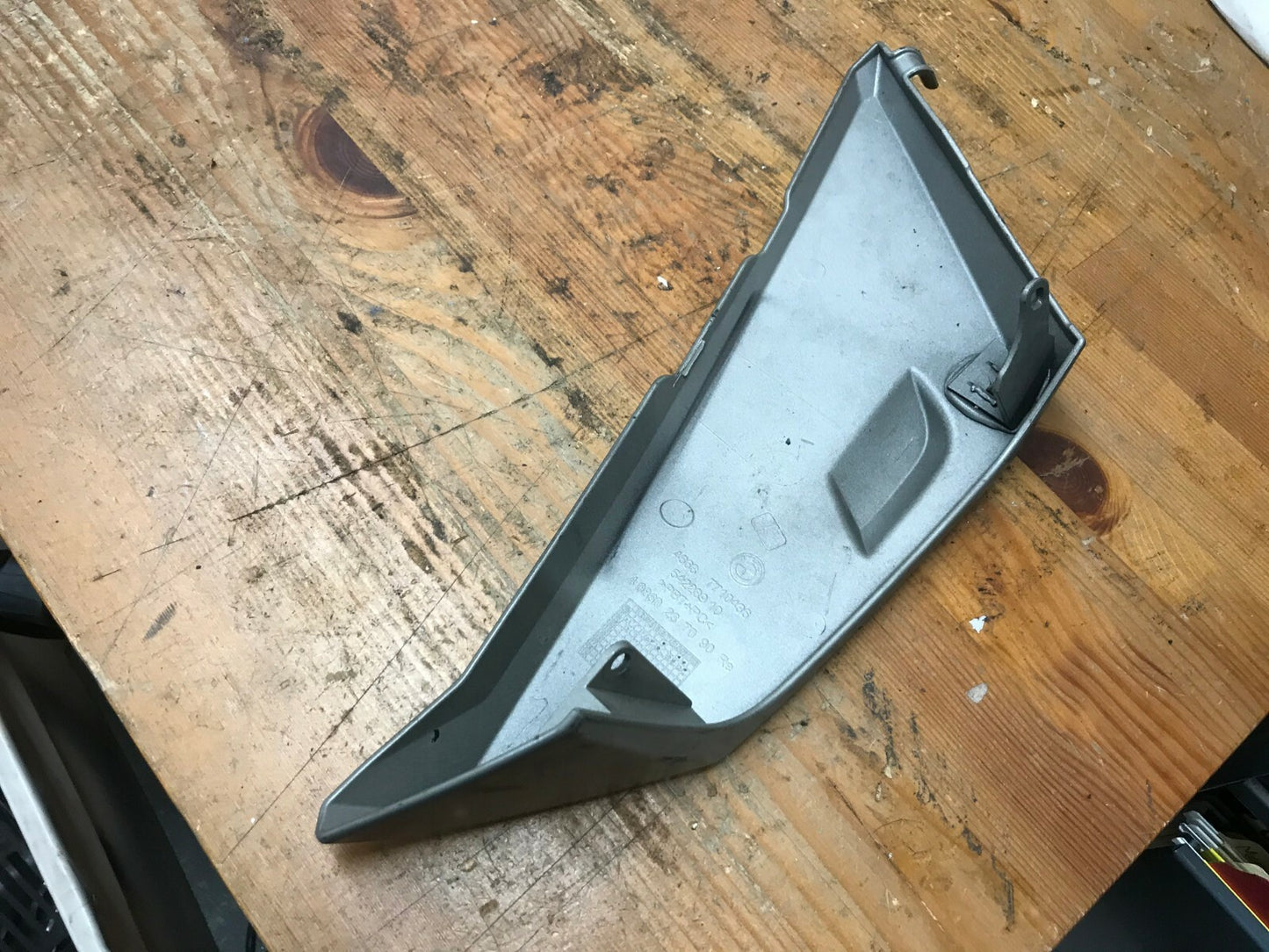 12 2012 BMW K1600GTL RH Right Side Foot Guard Panel Fairing 7710436 OE
