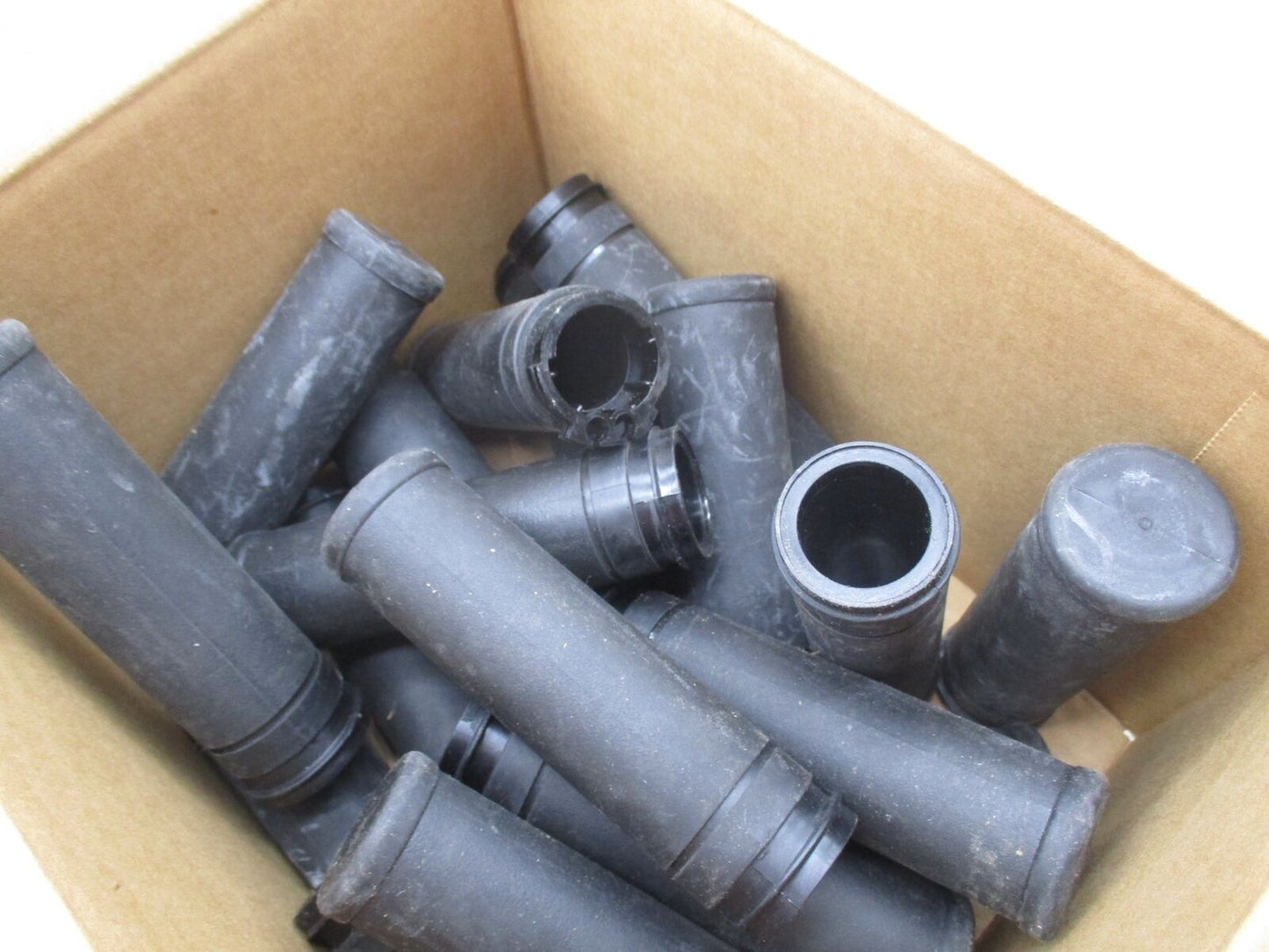 Mixed Lot of 18 Harley Genuine Clutch Side Stock Handlebar Grips