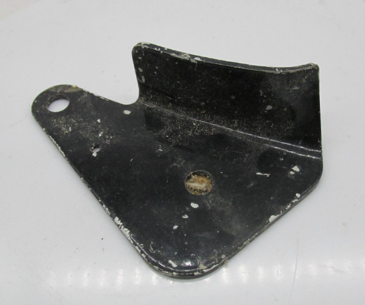 Harley Davidson Genuine NOS Aermacchi Upper Left Engine Mounting Plate 16263-68P