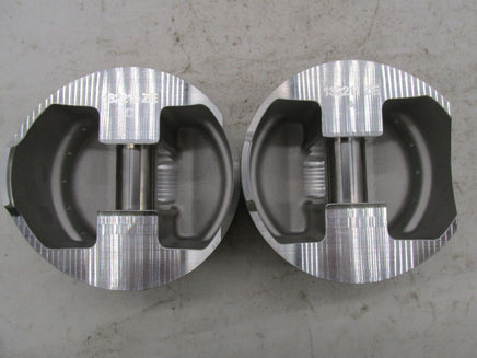 Pair of Harley Davidson Ross NOS High Performance Over Sized Pistons 132211 ZE