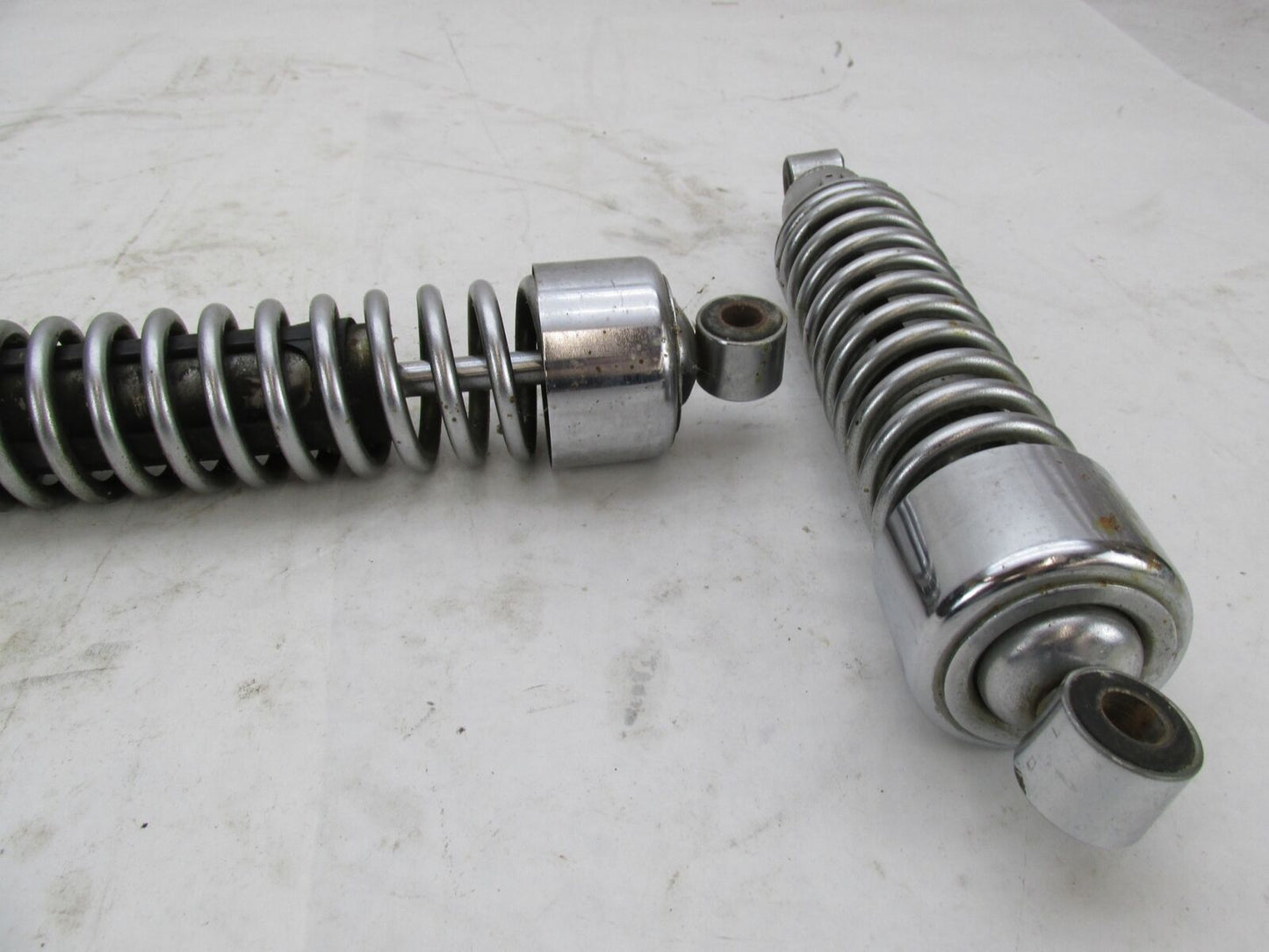 Pair of Harley Davidson 1988-91 Sportster XL 1200 883 Rear Shocks