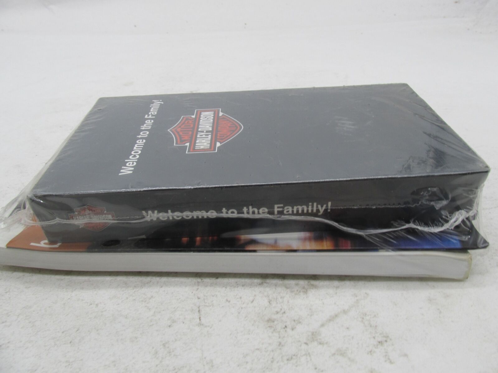 Harley-Davidson NOS Factory 2004 Dyna Sealed Owner's Manual Set 99467-04