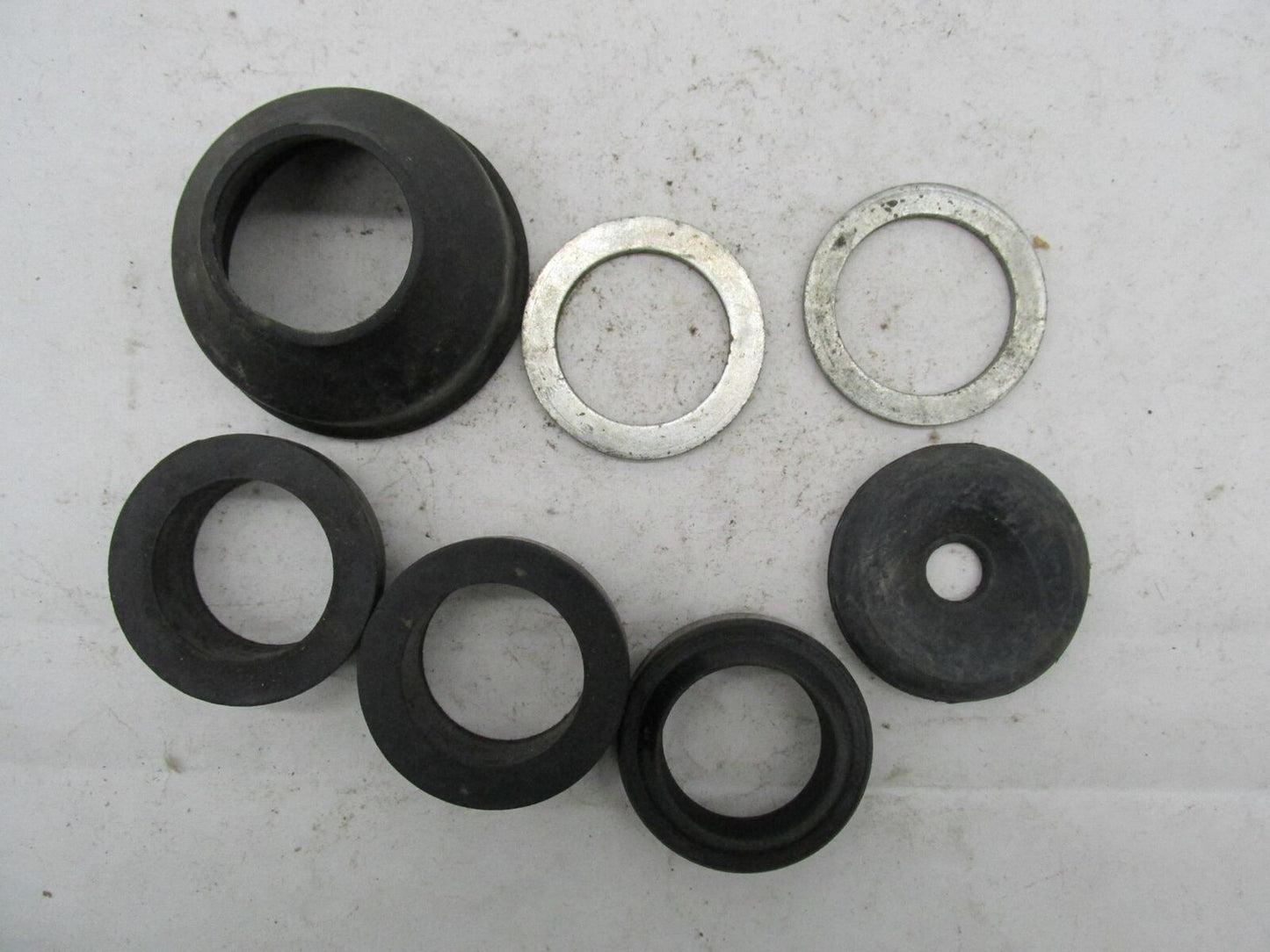 Mixed Lot of Vintage Triumph BSA Fork Seals Dust Boots Rubbers