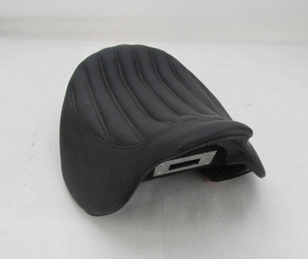 Saddlemen NOS Harley Black Knuckle Ribbed Solo Seat 0801-0840