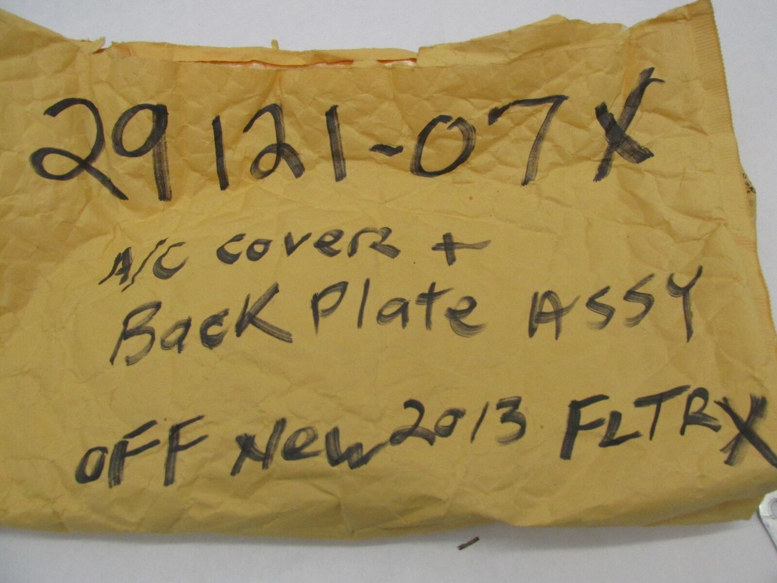 Harley Davidson Genuine Oval Air Cleaner Cover & Bracket Assembly 29121-07