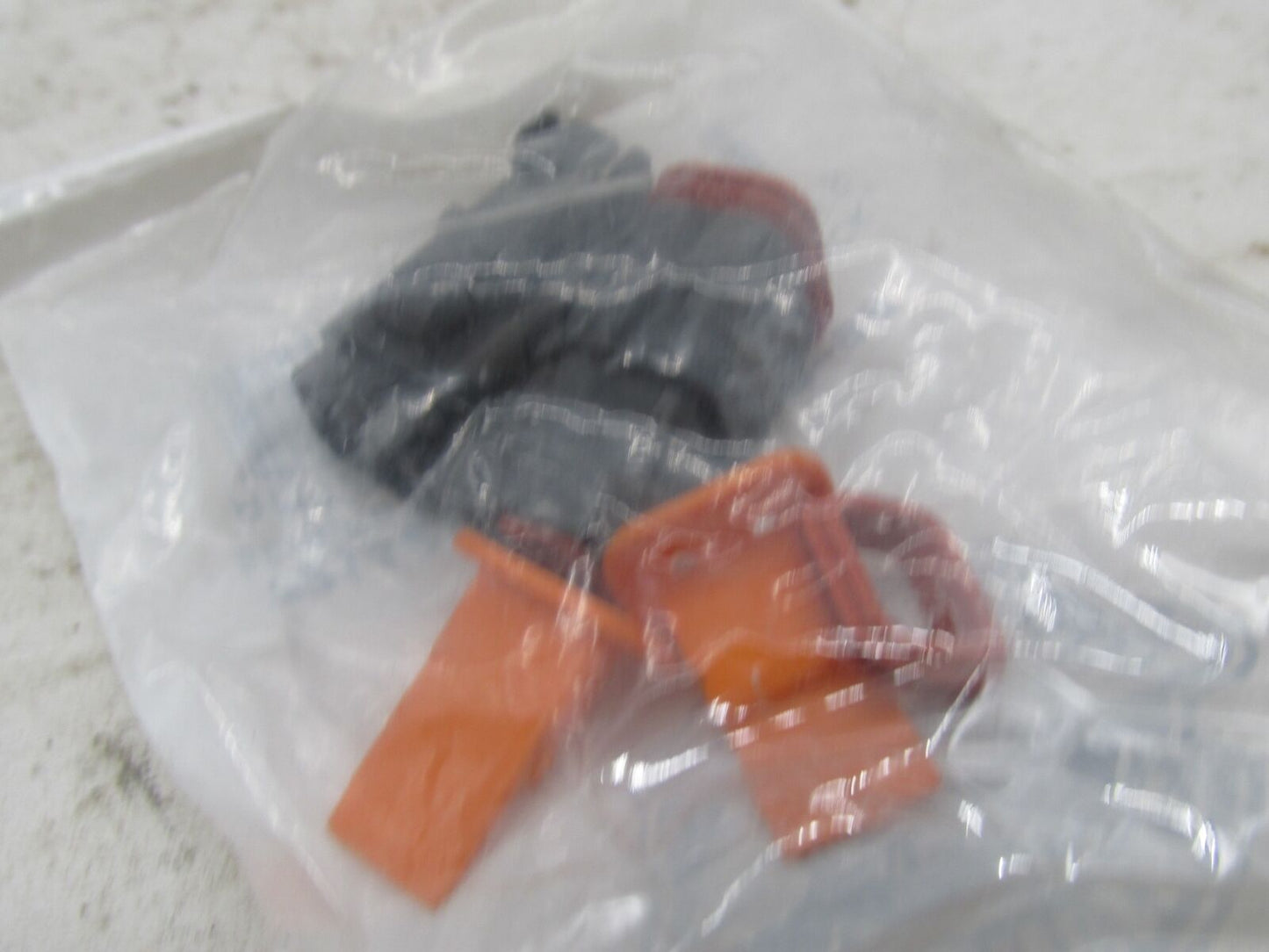 Pack of 2 Harley Davidson Genuine NOS 2-Way Socket Housings 72112-94BK