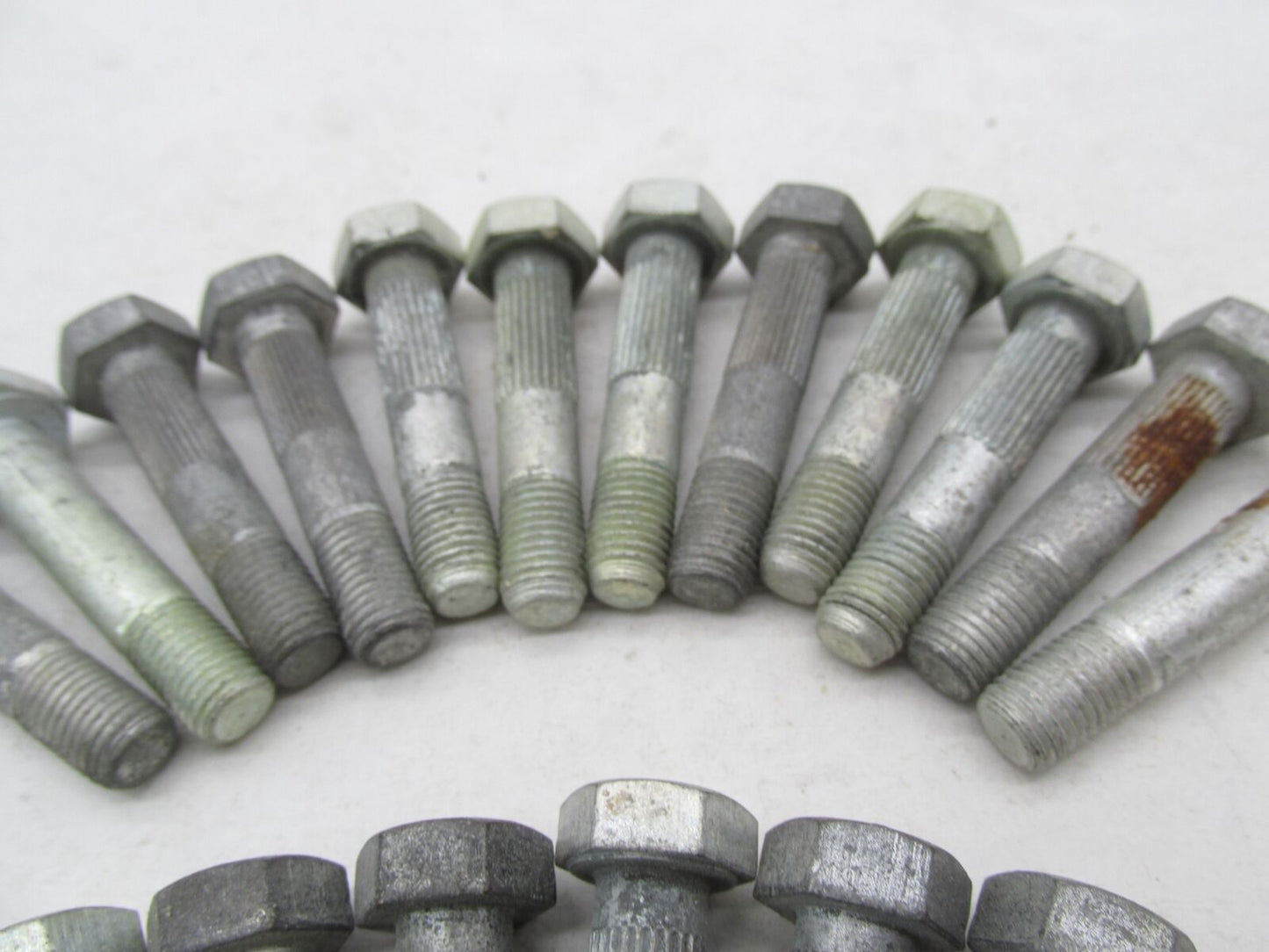 Lot of 20 Harley-Davidson Genuine NOS Aermacchi Cushion Sprocket Bolts 41499-61P