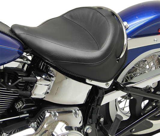 Mustang Wide Solo Seat 76232