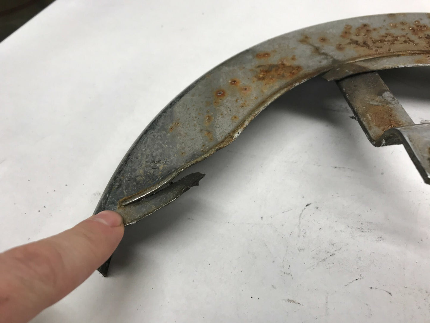 HARLEY K-MODEL KK KR KHK KH EARLY SPORTSTER 750 900 OEM CHAIN GUARD Ch
