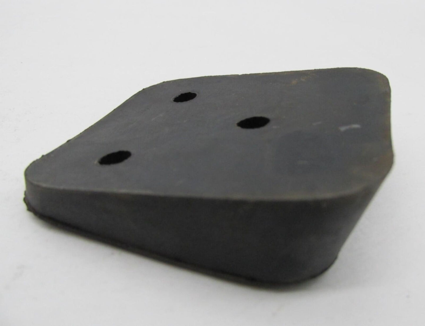 Harley-Davidson Dyna 3 Hole License Plate Rubber Mount Bracket Wedge Block