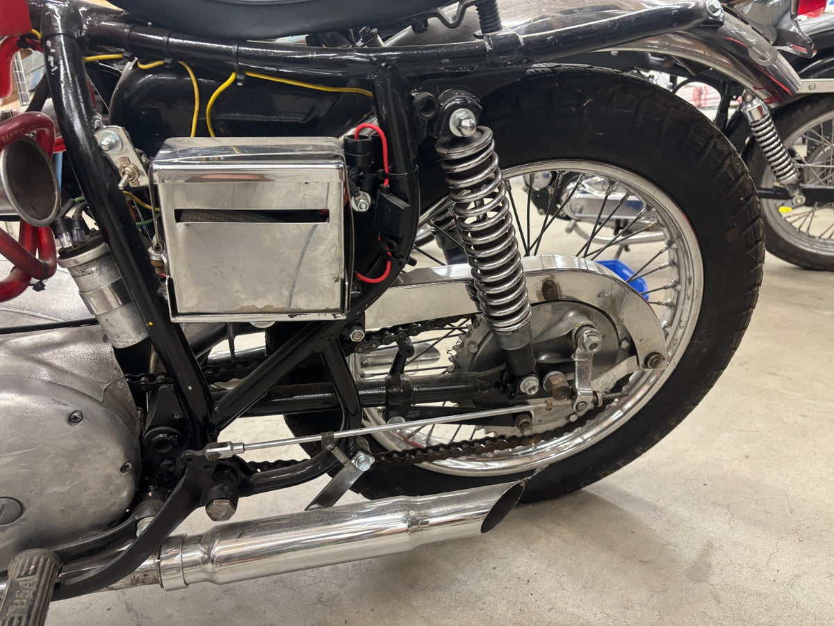 1966 BSA A65