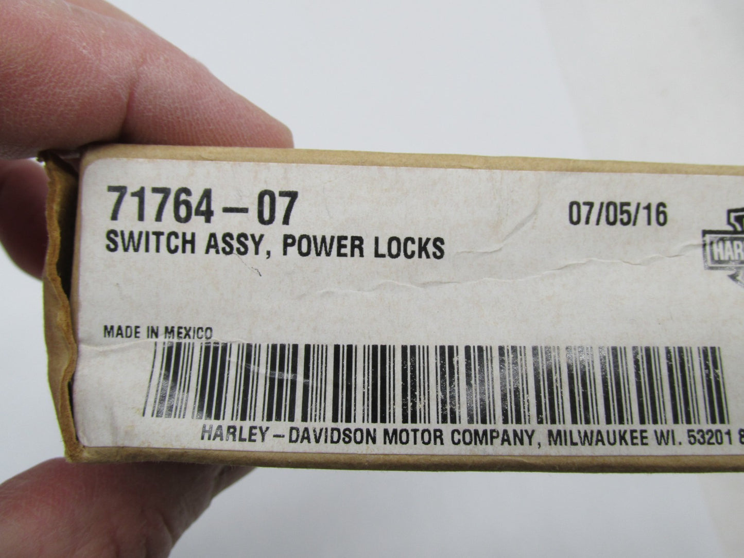 Harley-Davidson Genuine OEM NOS Power Lock Switch Assembly 71764-07
