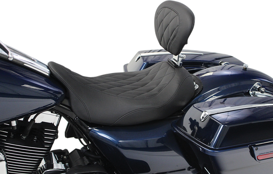 Mustang Wide Tripper Solo Seat with Backrest 79725