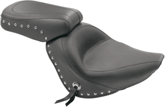 Mustang Studded Solo Seat 76240