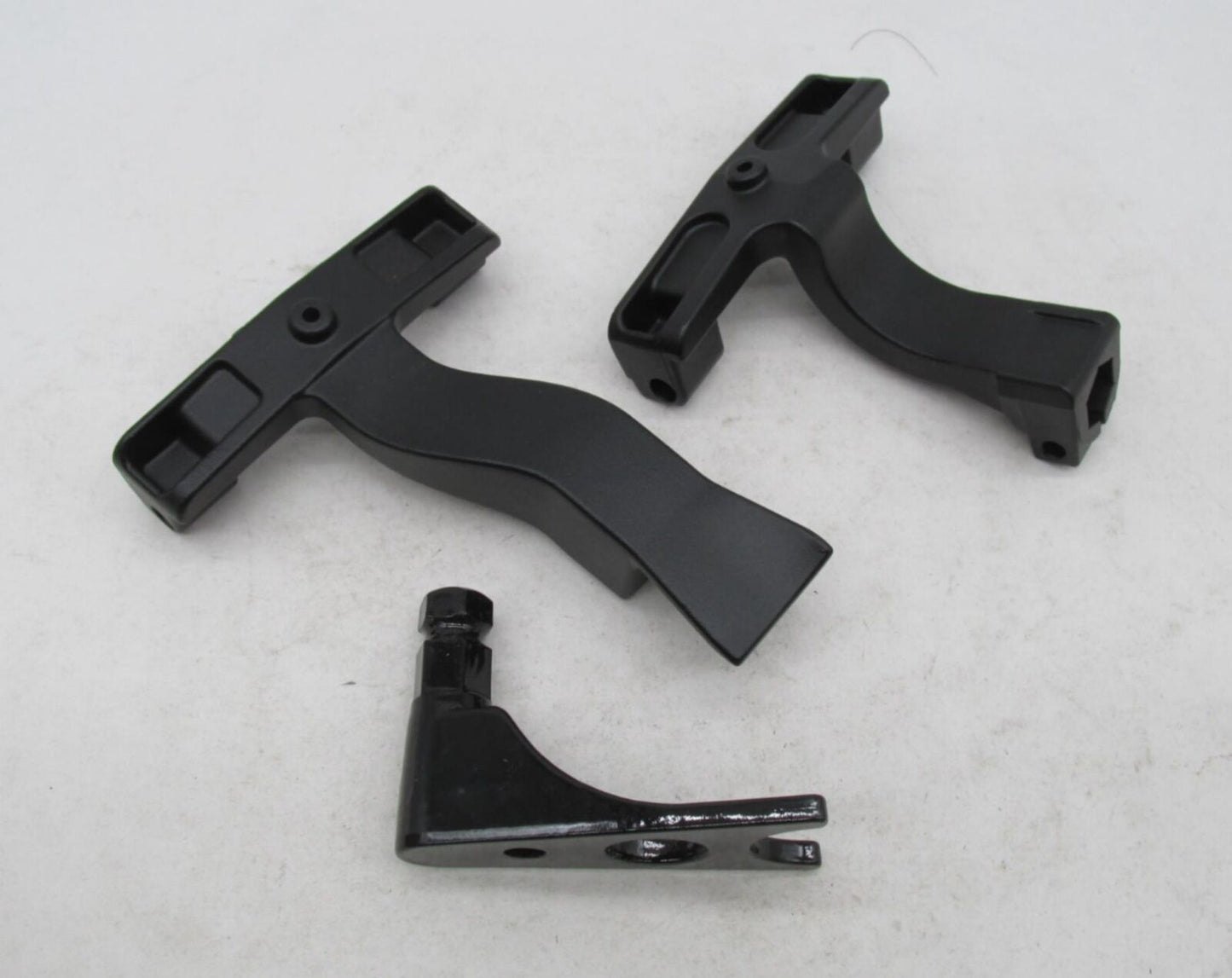 Harley Genuine NOS FLSTN Shift Linkage Passenger Footboard Support Kit 50400-05