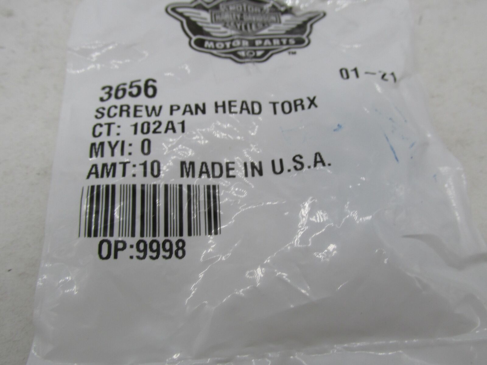 Lot of 8 Harley-Davidson Genuine NOS Pan Head Screws 3656