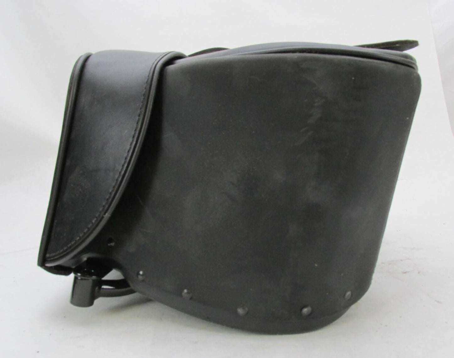 Harley-Davidson NOS 2000-Up Softail FXST Large Capacity LTR Saddlebags 90114-00