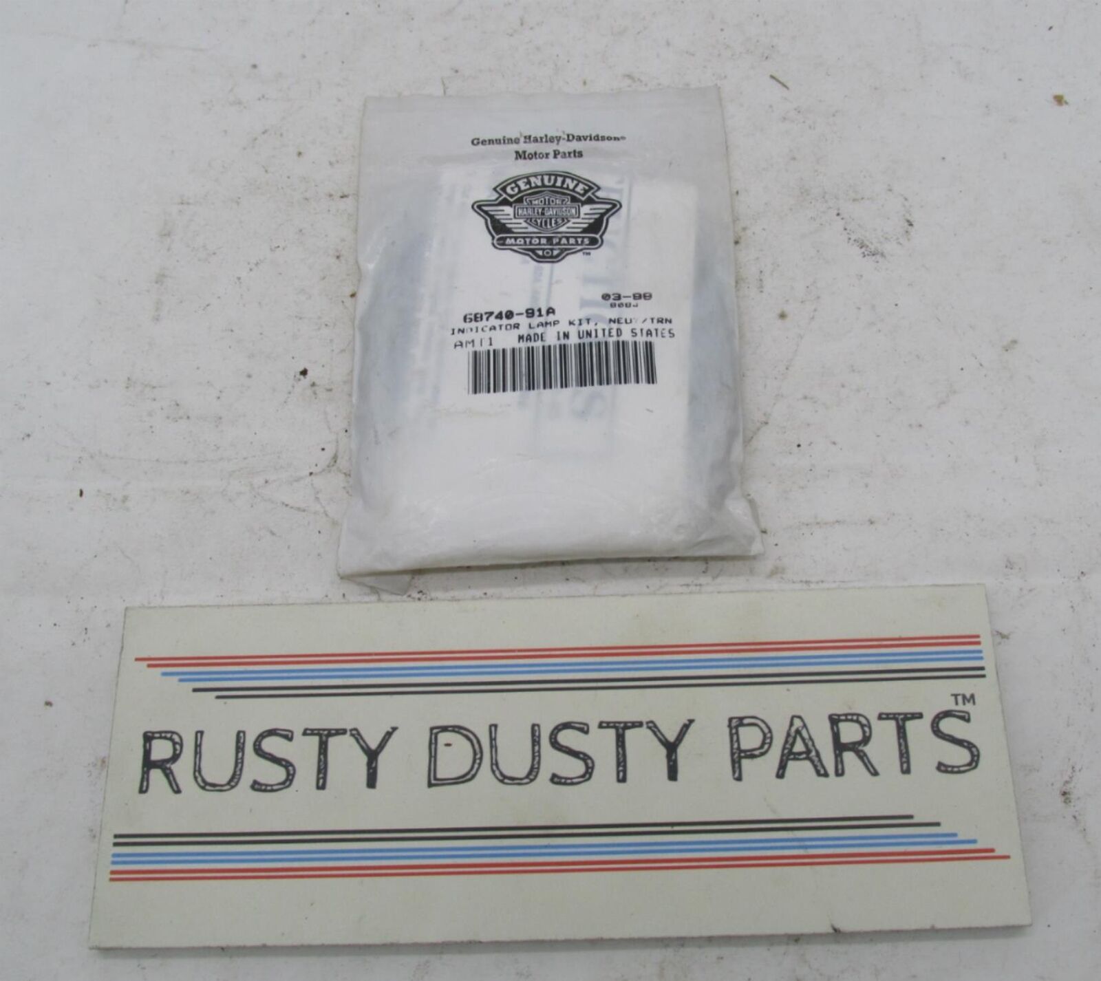 Harley-Davidson Genuine NOS Neutral Indicator Lamp Kit 68740-91A