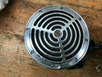 Lot of (2) ROOTS MEGASONIC HIGH TONE 395 HZ 12V HORN +LOW TONE 315 HZ