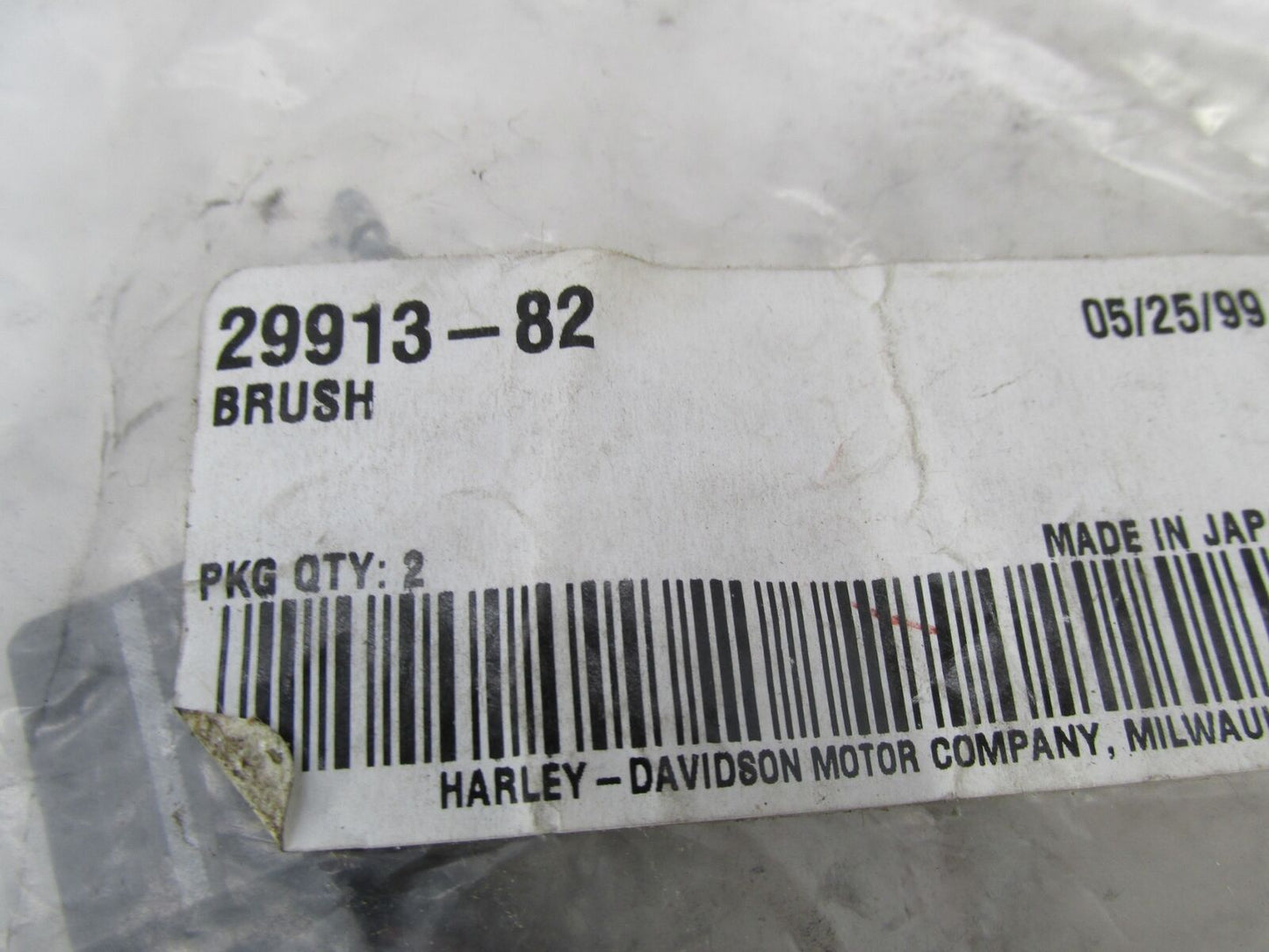 Set of 2 Harley-Davidson Genuine NOS Generator Brushes 29913-82