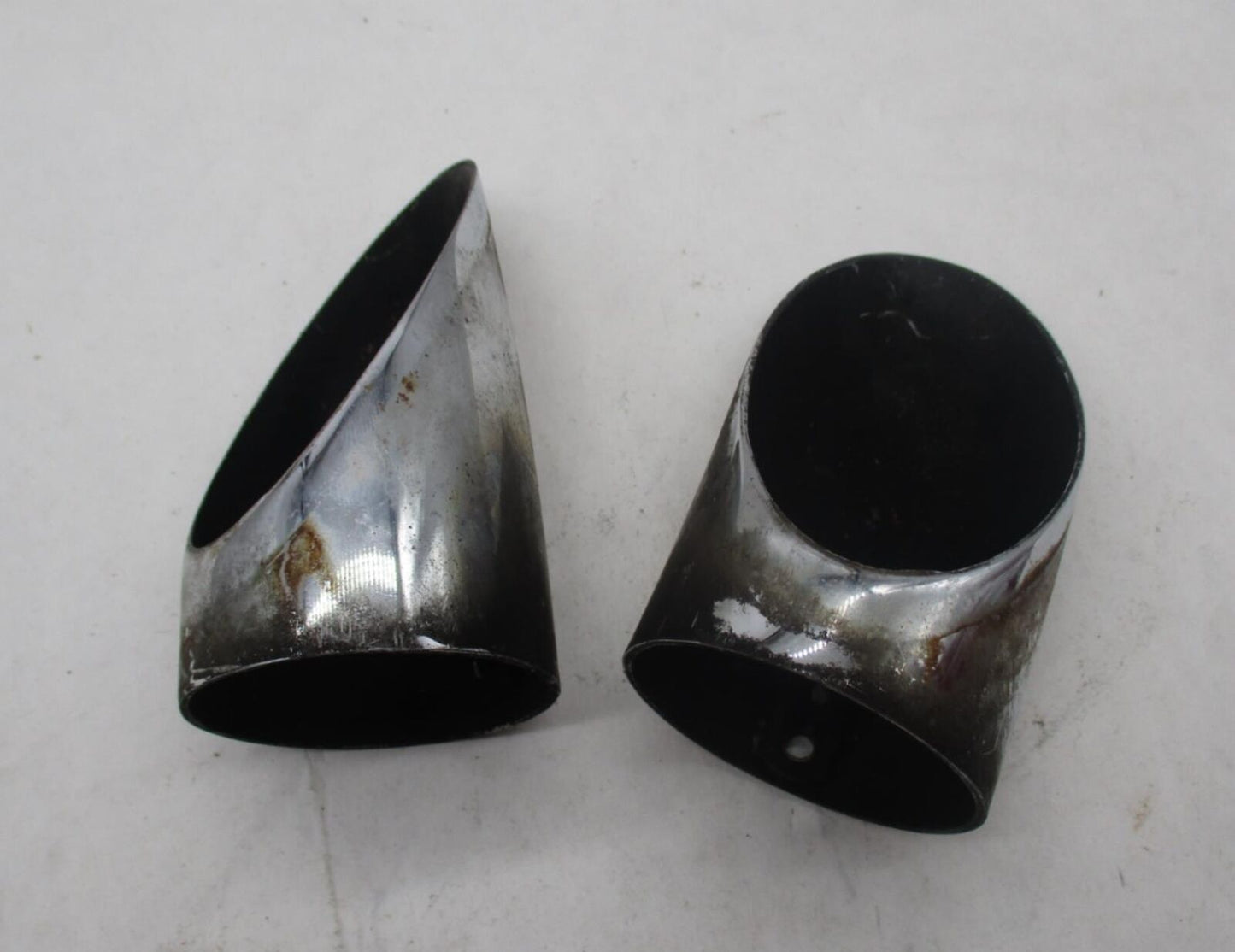 Pair of Harley Davidson Chopper Slash Cut Exhaust Tips 2-1/4" D X 4-5/8" Long