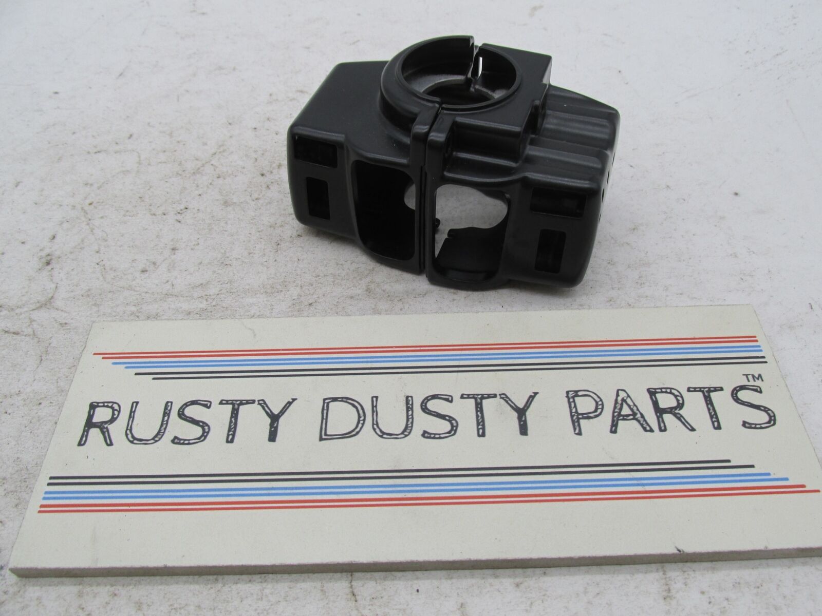 Pair of Harley Davidson Black Stock Touring Lower Handlebar Switch Housings