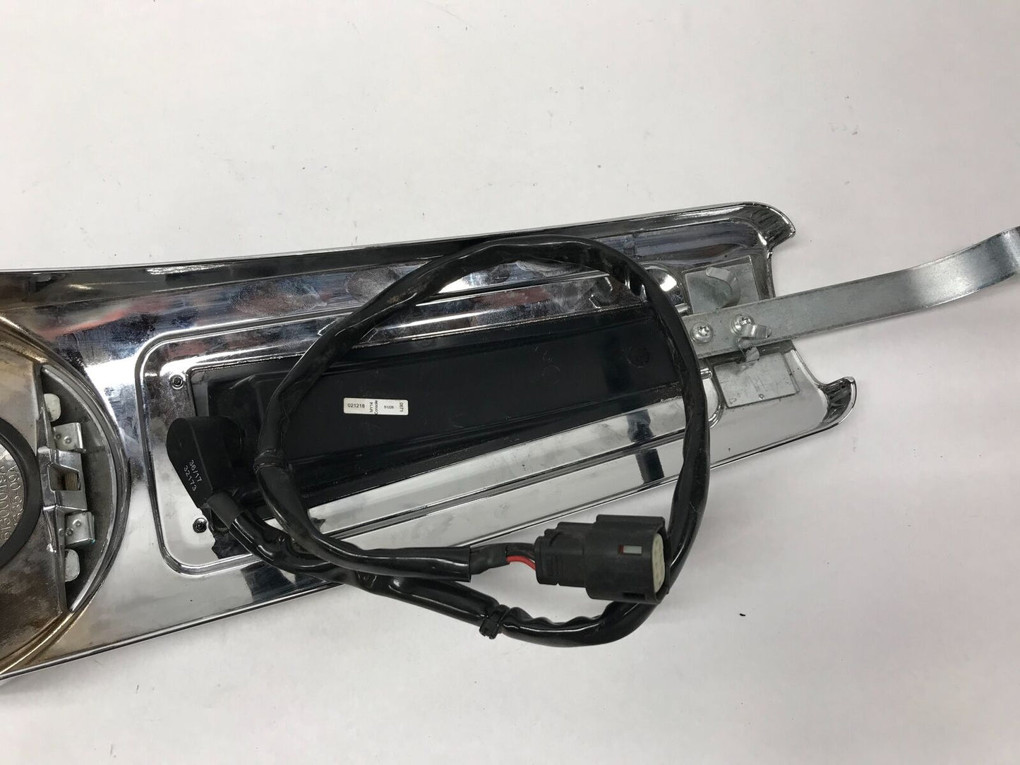 Harley Gas Fuel Tank Dash Console 61270-08 w/ 61335-09A Live to Ride Door