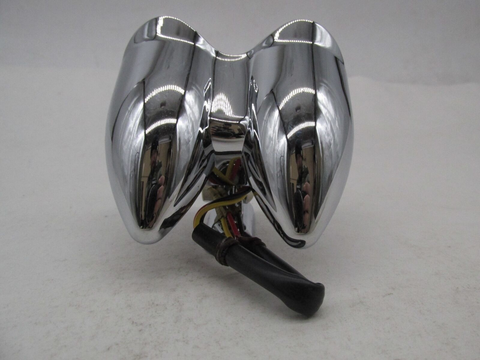 V-Twin Universal Motorcycle Harley Chrome Hi-Glide Amber Dual LED Light 33-0060