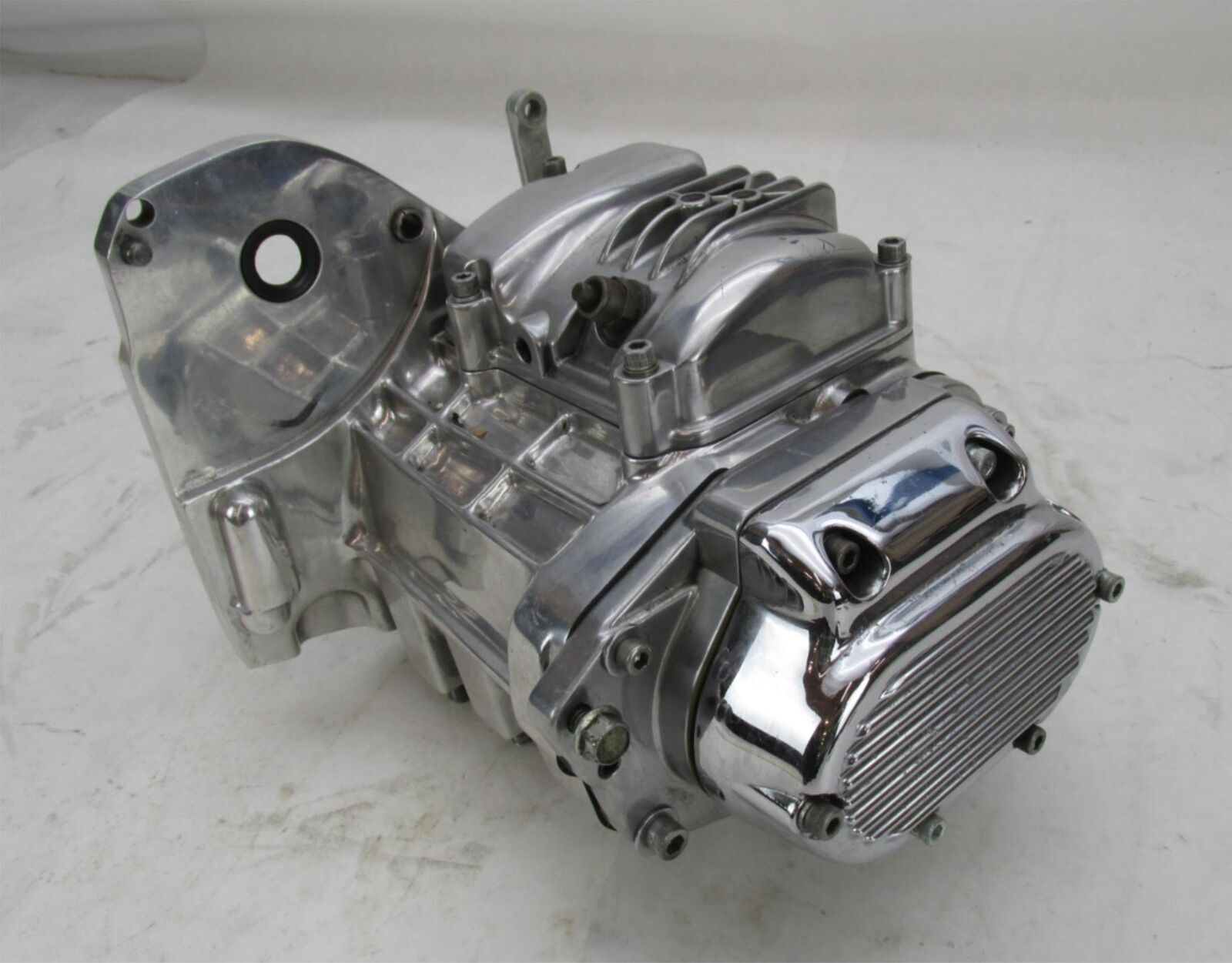 Harley Accessories Unlimited 6 Speed Polished Chrome Transmission D6560871