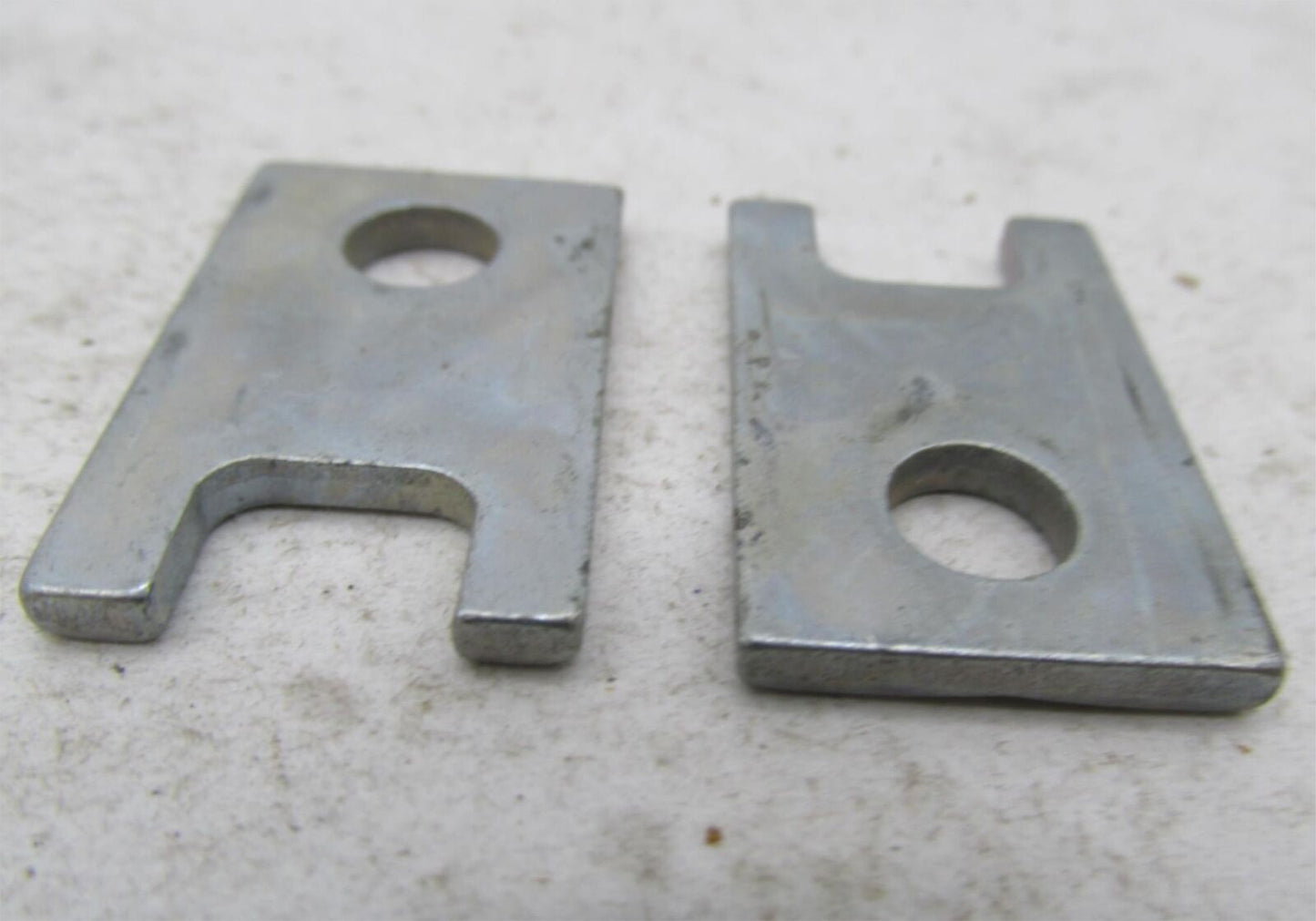 Lot of 2 Harley-Davidson Genuine NOS FL FX Carb Retaining Plates 27489-78
