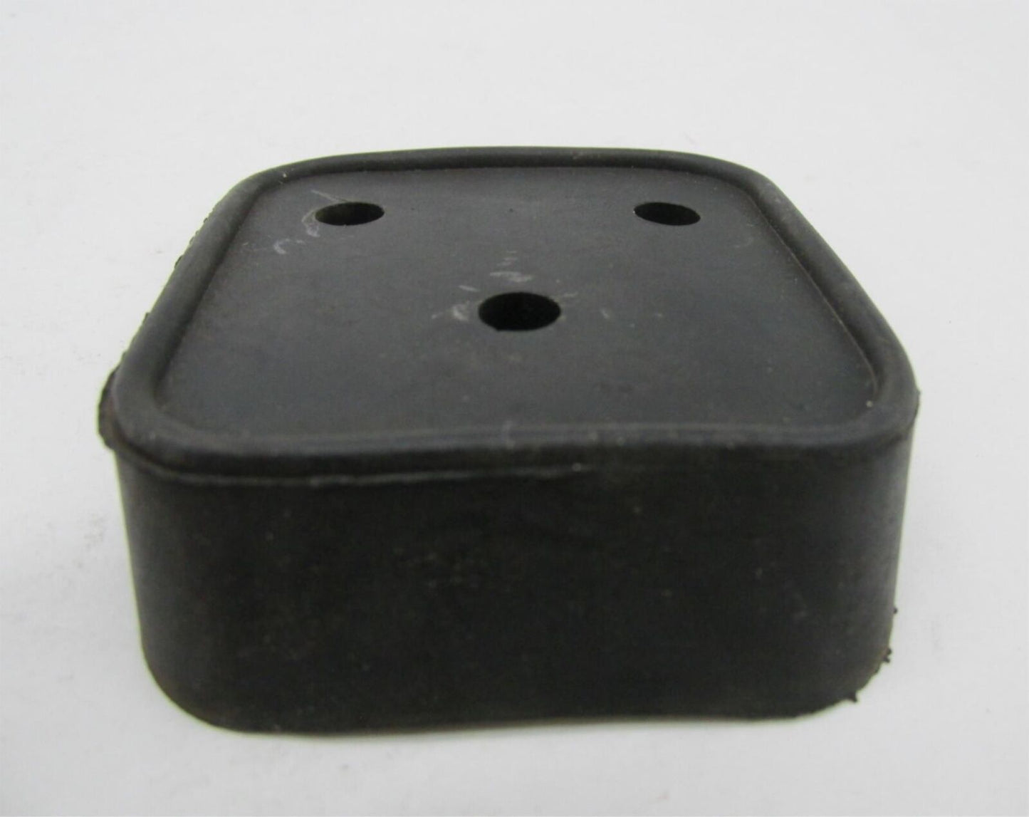 Harley-Davidson Dyna 3 Hole License Plate Rubber Mount Bracket Wedge Block
