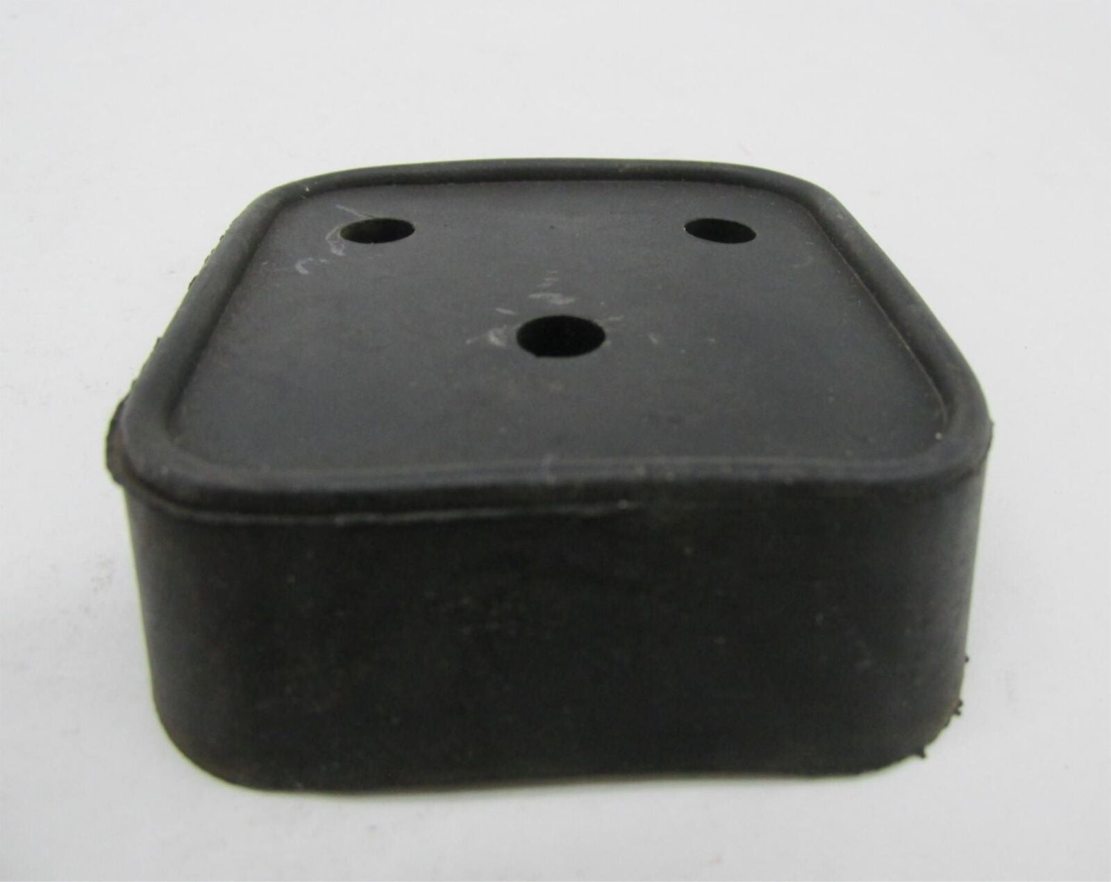 Harley-Davidson Dyna 3 Hole License Plate Rubber Mount Bracket Wedge Block