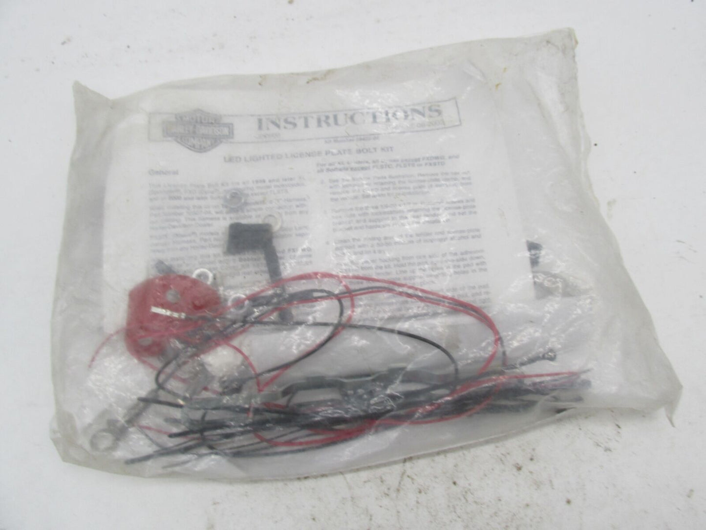 Harley-Davidson Genuine NOS Multi-Fit Lighted License Plate Bolt Kit 59422-04