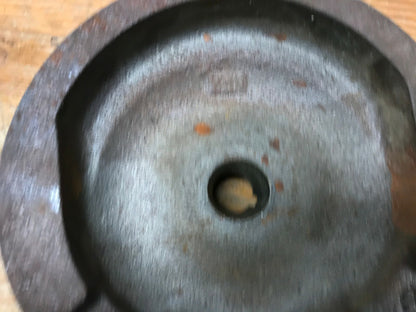 Briggs & Stratton Cast Iron Engine Flywheel Magneto N5A 67 large fins Nice